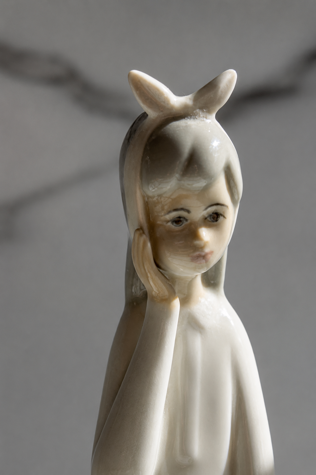 Porceval Miquel Requena “Little Girl with Toothache” Porcelain Figurine