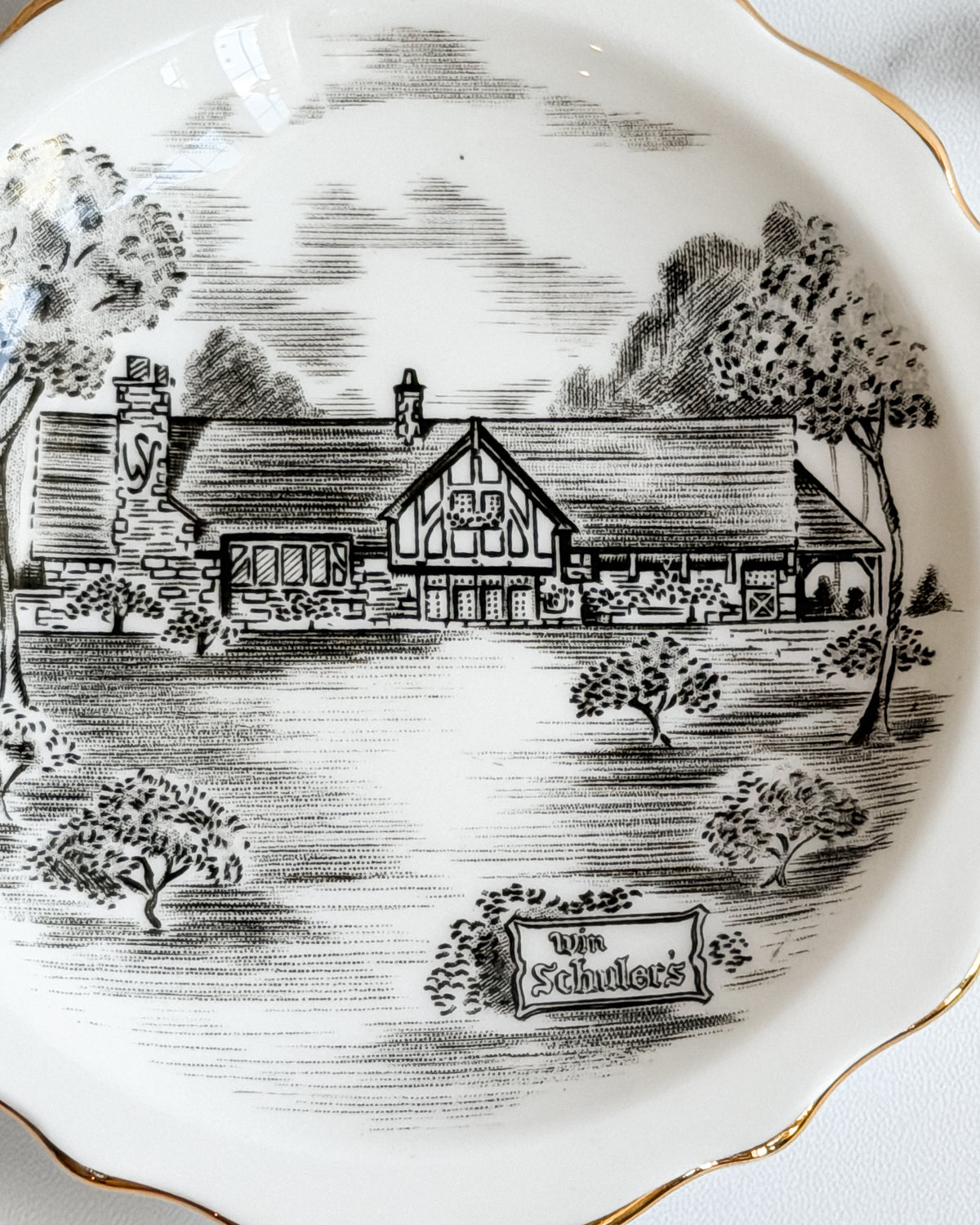Vintage Roslyn Fine Bone China Win Schuler’s Restaurant Souvenir Dish England