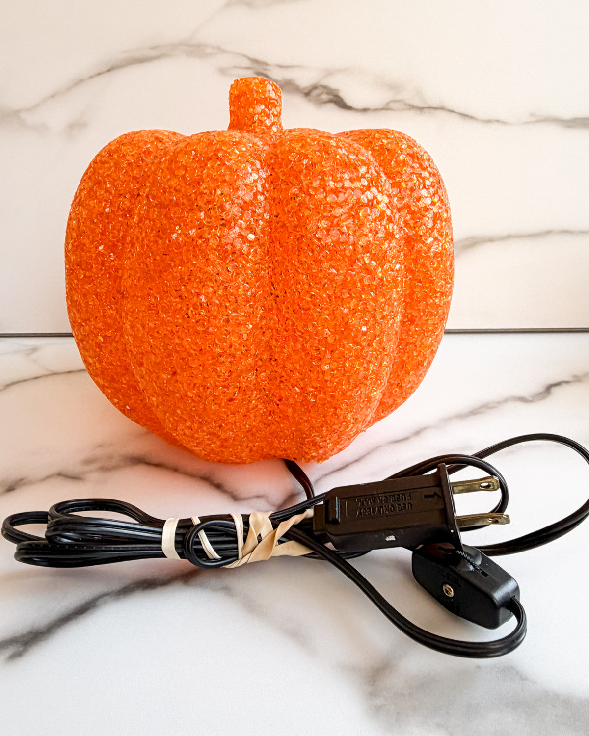 Vintage Style Lighted Jack-O'-Lantern Pumpkin Orange Glitter Halloween Decoration