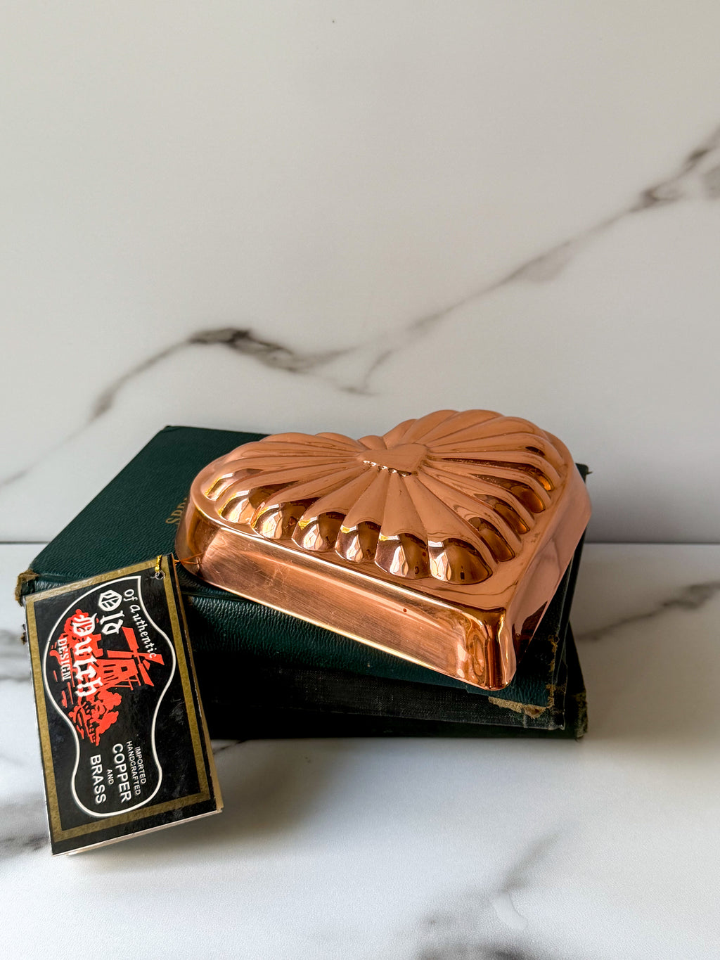 Vintage Old Dutch Copper Heart Mold Fluted Heart-Shaped Hanging Kitchen Décor