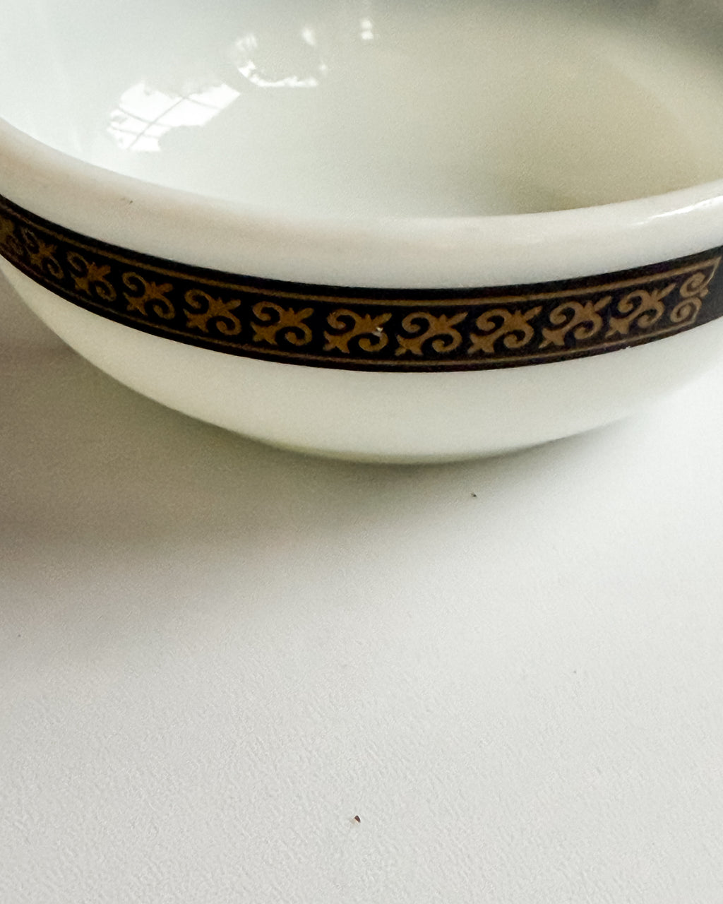 Vintage Pyrex Tableware Milk Glass Berry Bowl 5” Black & Gold Scroll Border USA