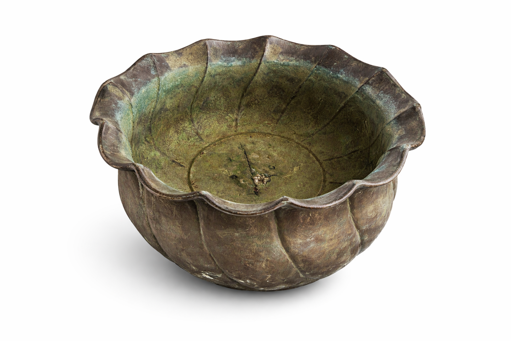 Antique Scalloped Decorative Planter