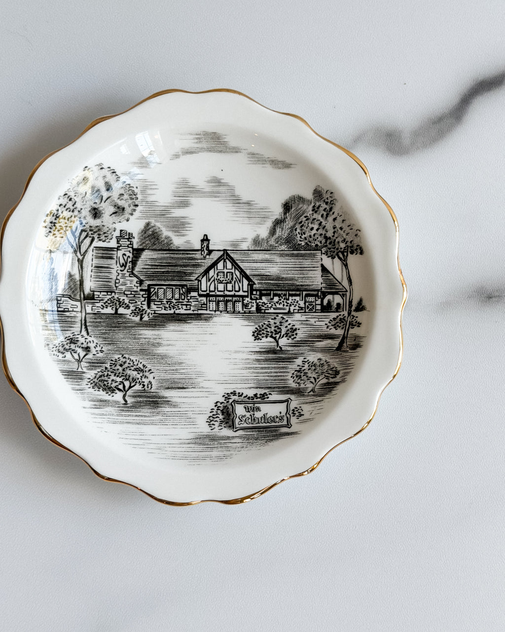 Vintage Roslyn Fine Bone China Win Schuler’s Restaurant Souvenir Dish England