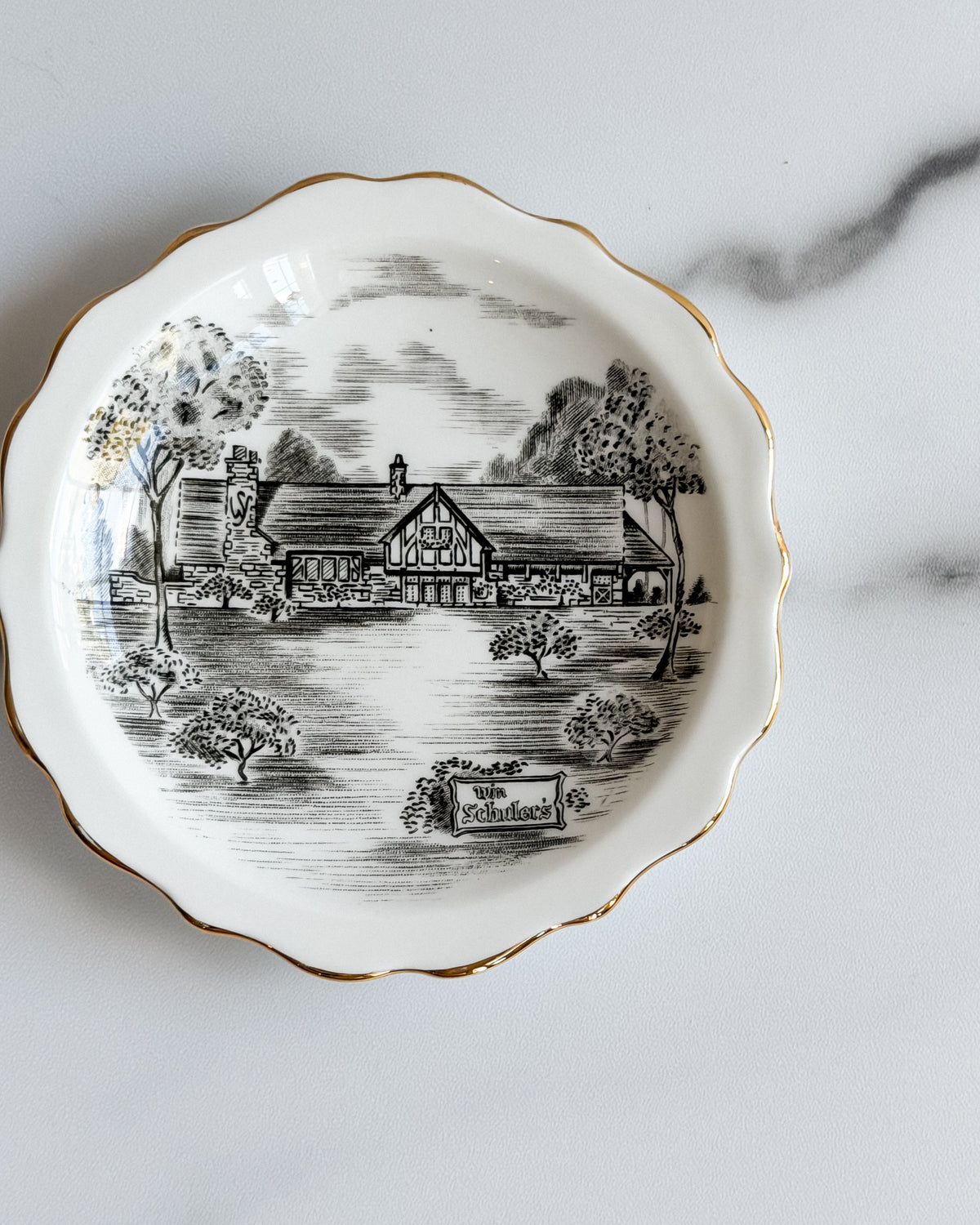 Vintage Roslyn Fine Bone China Win Schuler’s Restaurant Souvenir Dish England