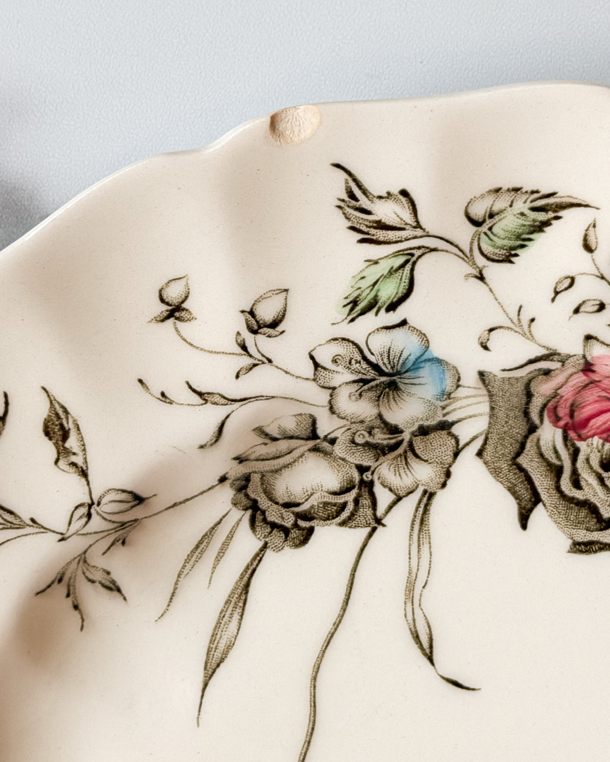 Vintage Johnson Brothers Day in June Multicolor Dinner Plate Floral Made in England 10”