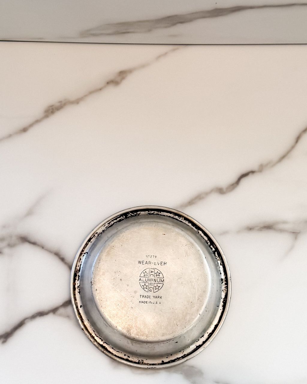 Vintage Wear-Ever No. 279 Aluminum Pan Made in USA Small Round Baking Pan Primitive Kitchen Decor