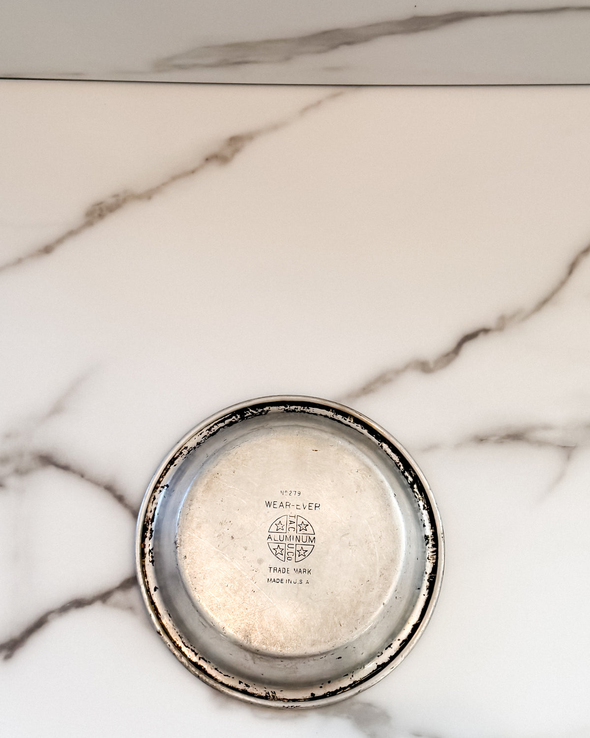 Vintage Wear-Ever No. 279 Aluminum Pan Made in USA Small Round Baking Pan Primitive Kitchen Decor