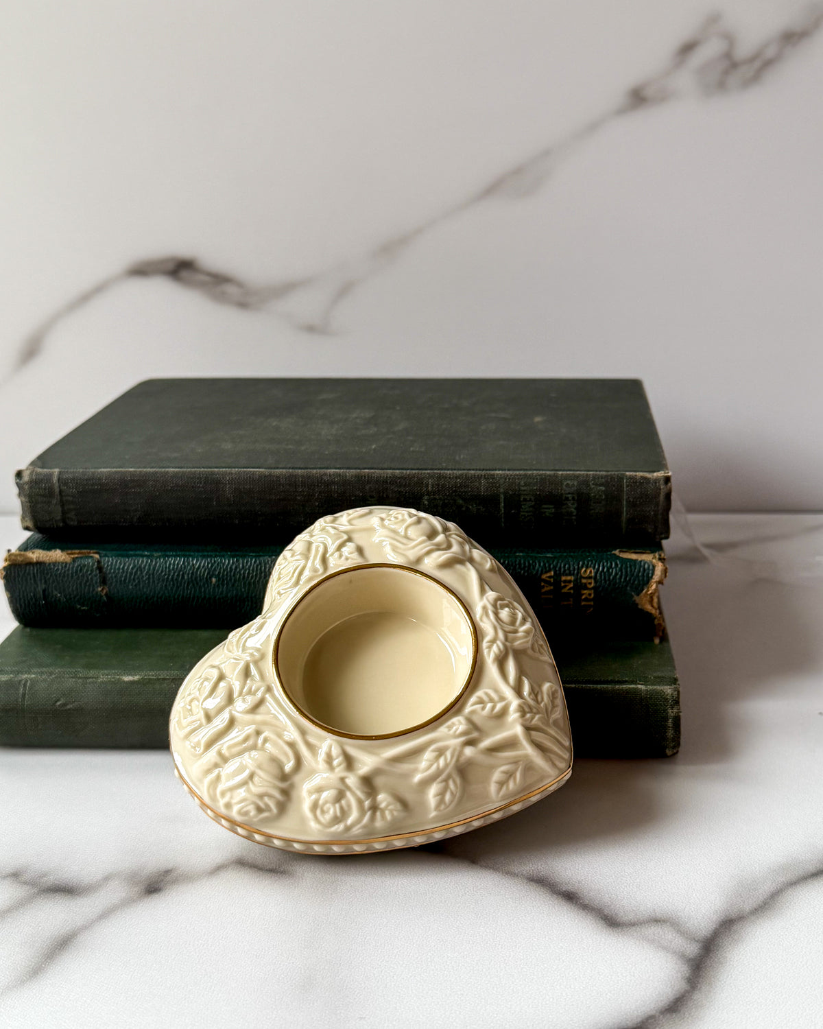 2005 Lenox Heart Votive Tea Light Candle Holder Embossed Roses & Gold Trim
