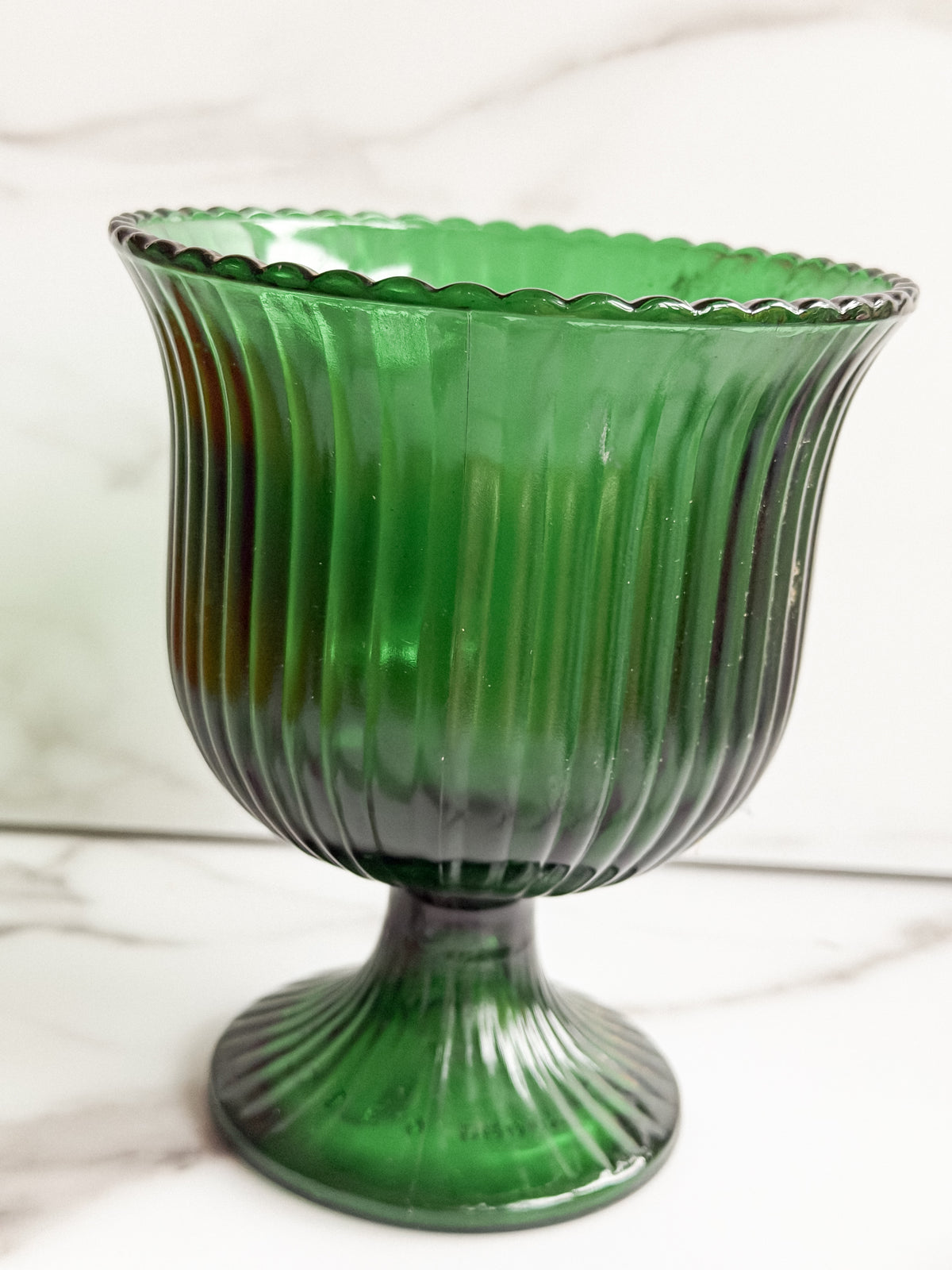 Vintage E.O. Brody Emerald Green Ribbed Pedestal Compote Vase M3000 Cleveland USA