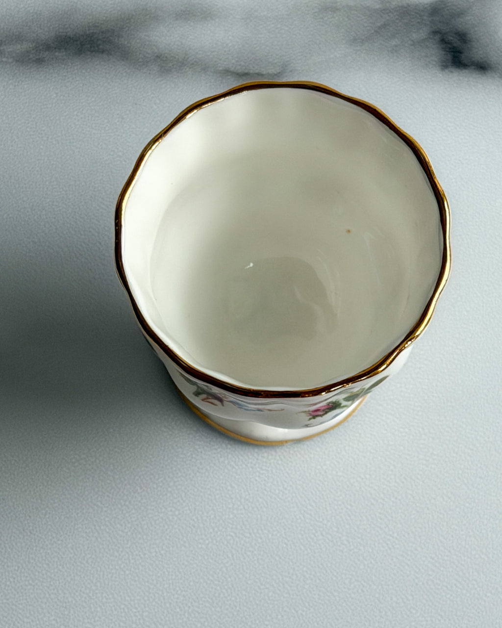 Vintage Royal Albert Winsome Bone China Footed Egg Cup Pink Roses Gold Trim England