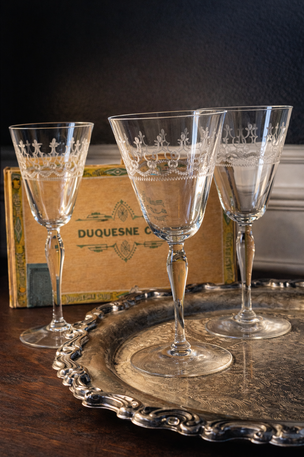 Vintage Etched Crystal Wine Glasses – Bow & Swag Garland Pattern (Set of 3)