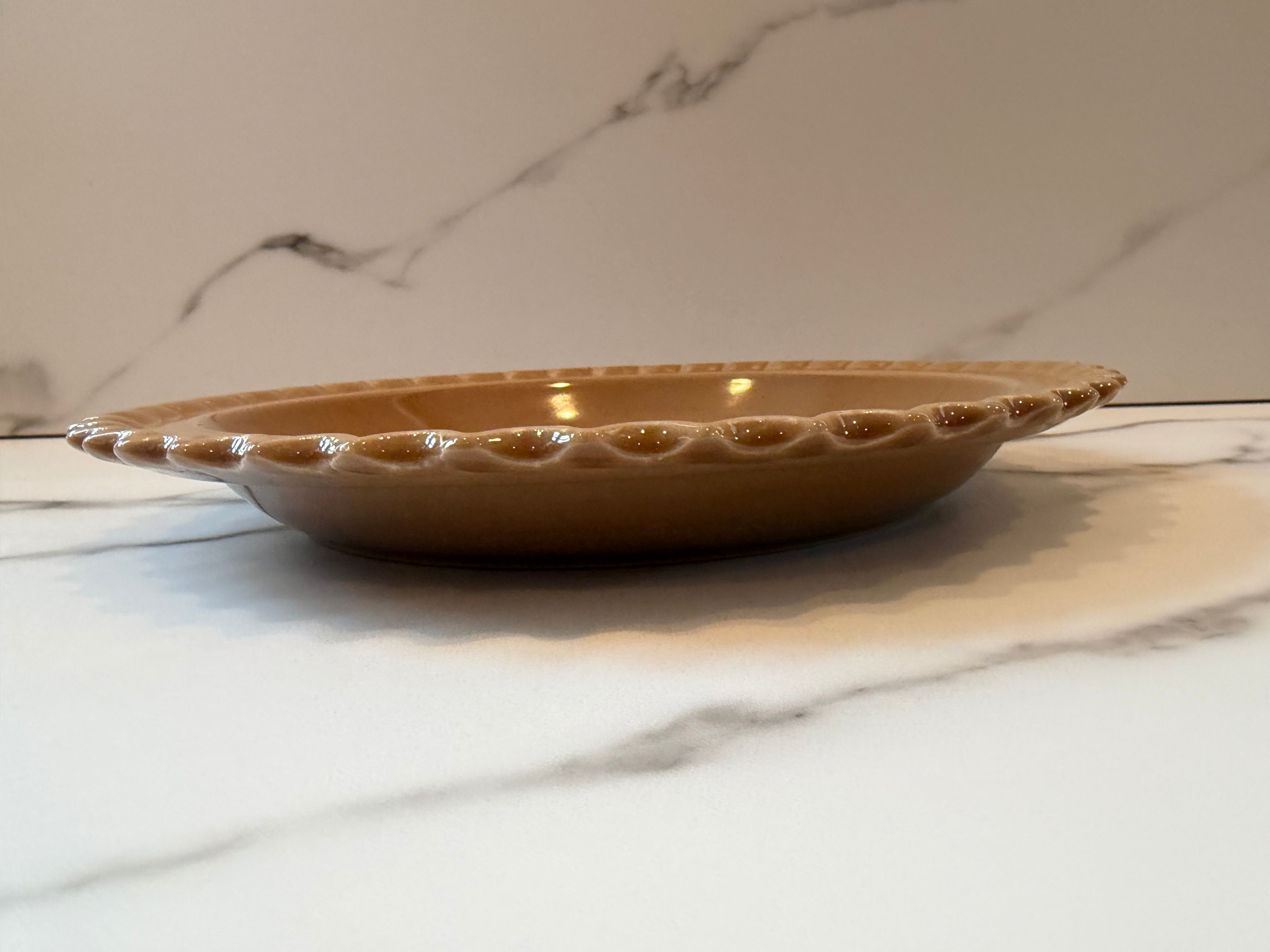 Vintage Brown Glazed Scalloped Ceramic Pie Plate 11” Decorative Baking Dish