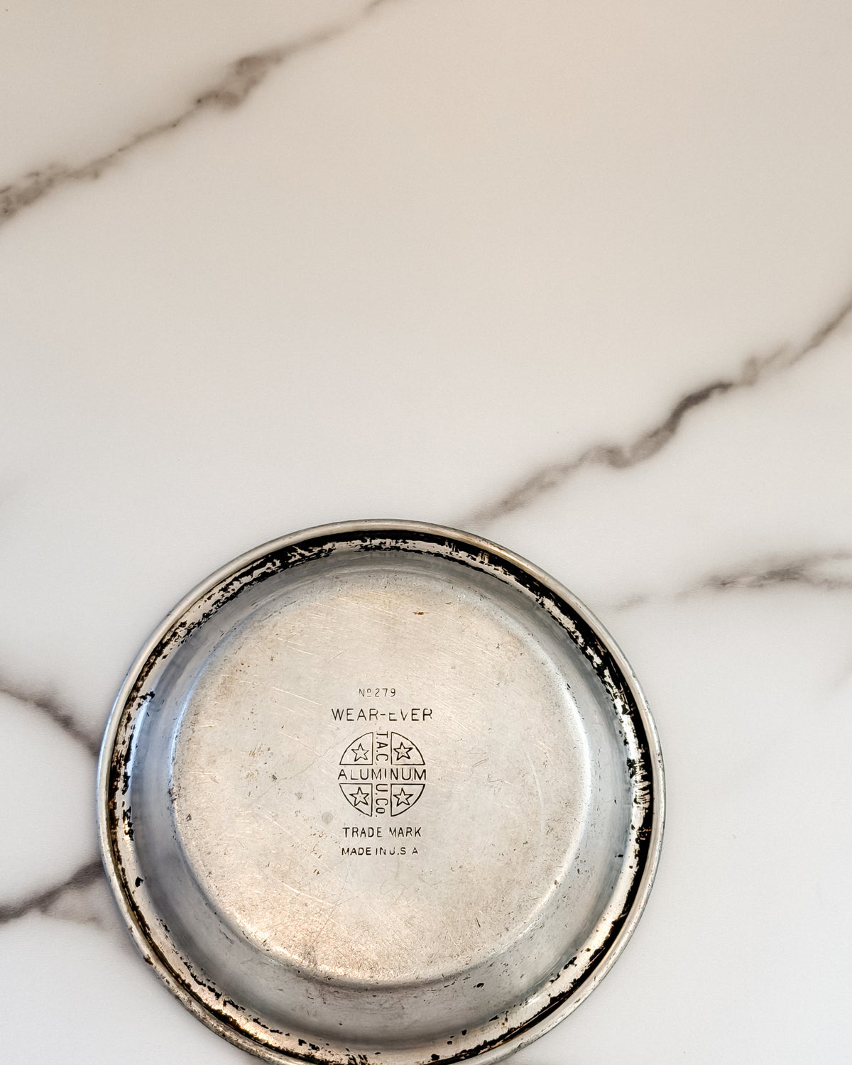 Vintage Wear-Ever No. 279 Aluminum Pan Made in USA Small Round Baking Pan Primitive Kitchen Decor