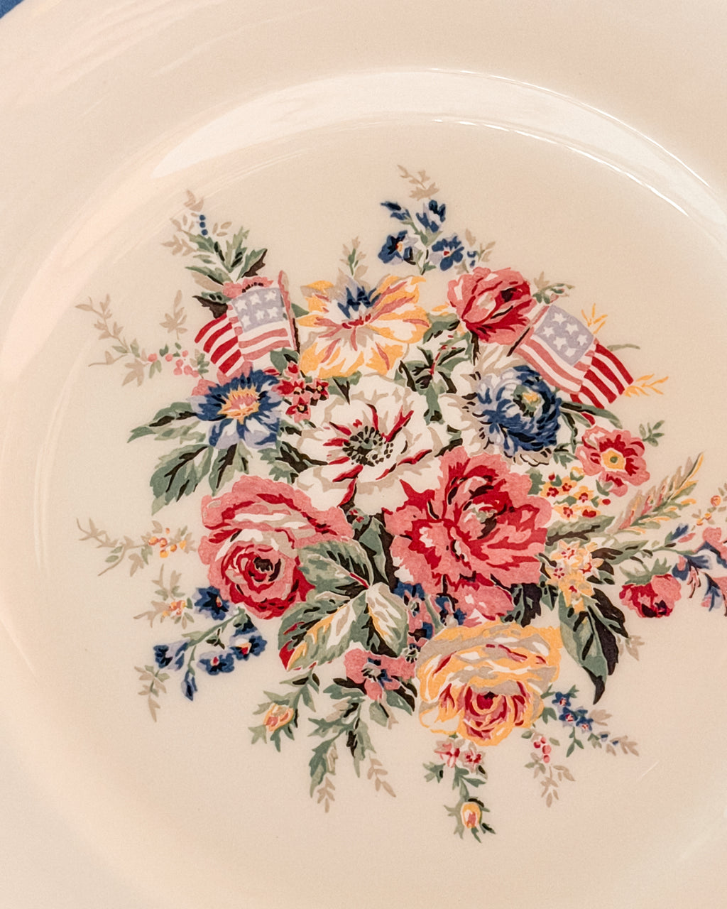 Ralph Lauren Dylan’s Grove Wedgwood 8” Plate Patriotic Floral Made in England
