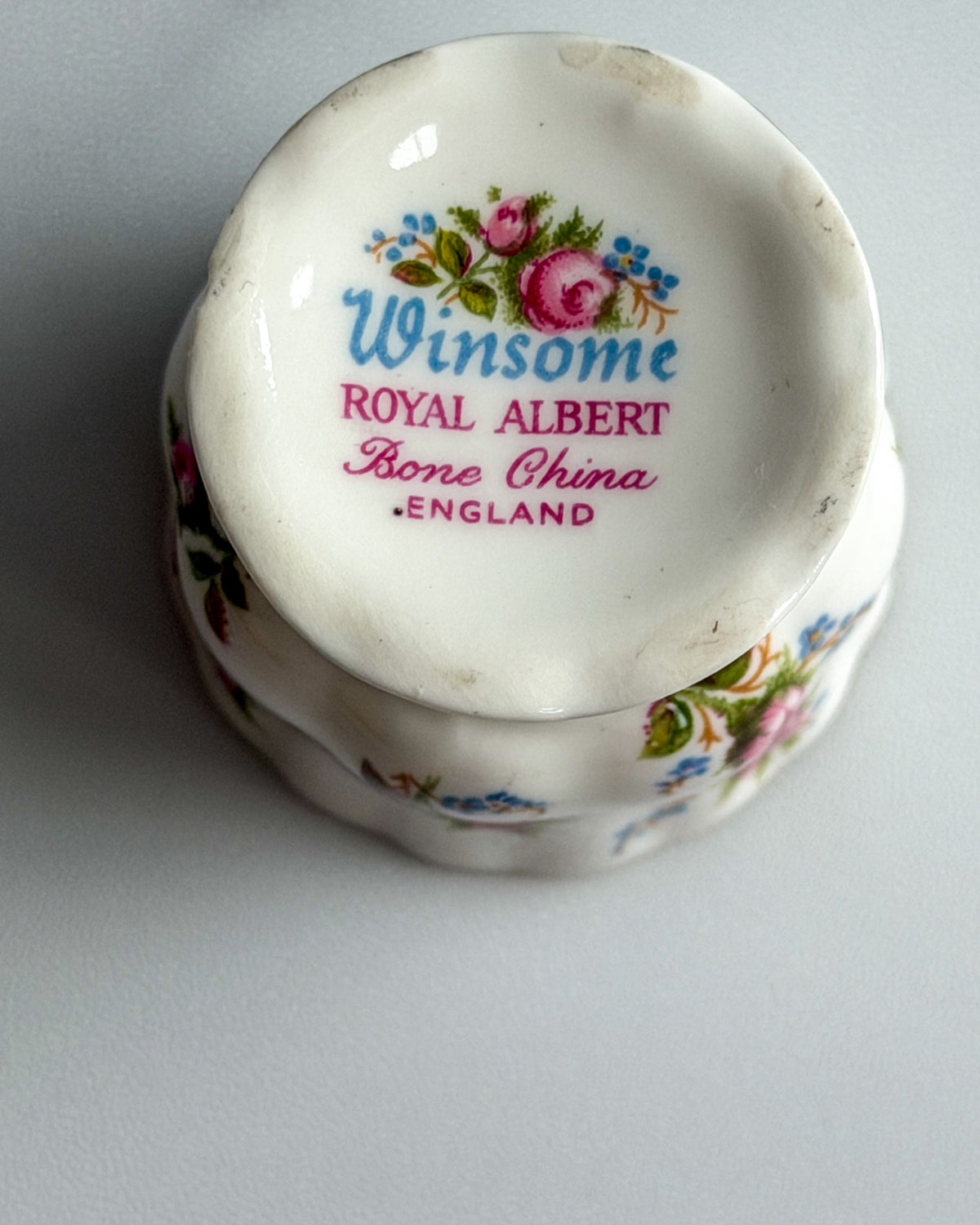 Vintage Royal Albert Winsome Bone China Footed Egg Cup Pink Roses Gold Trim England