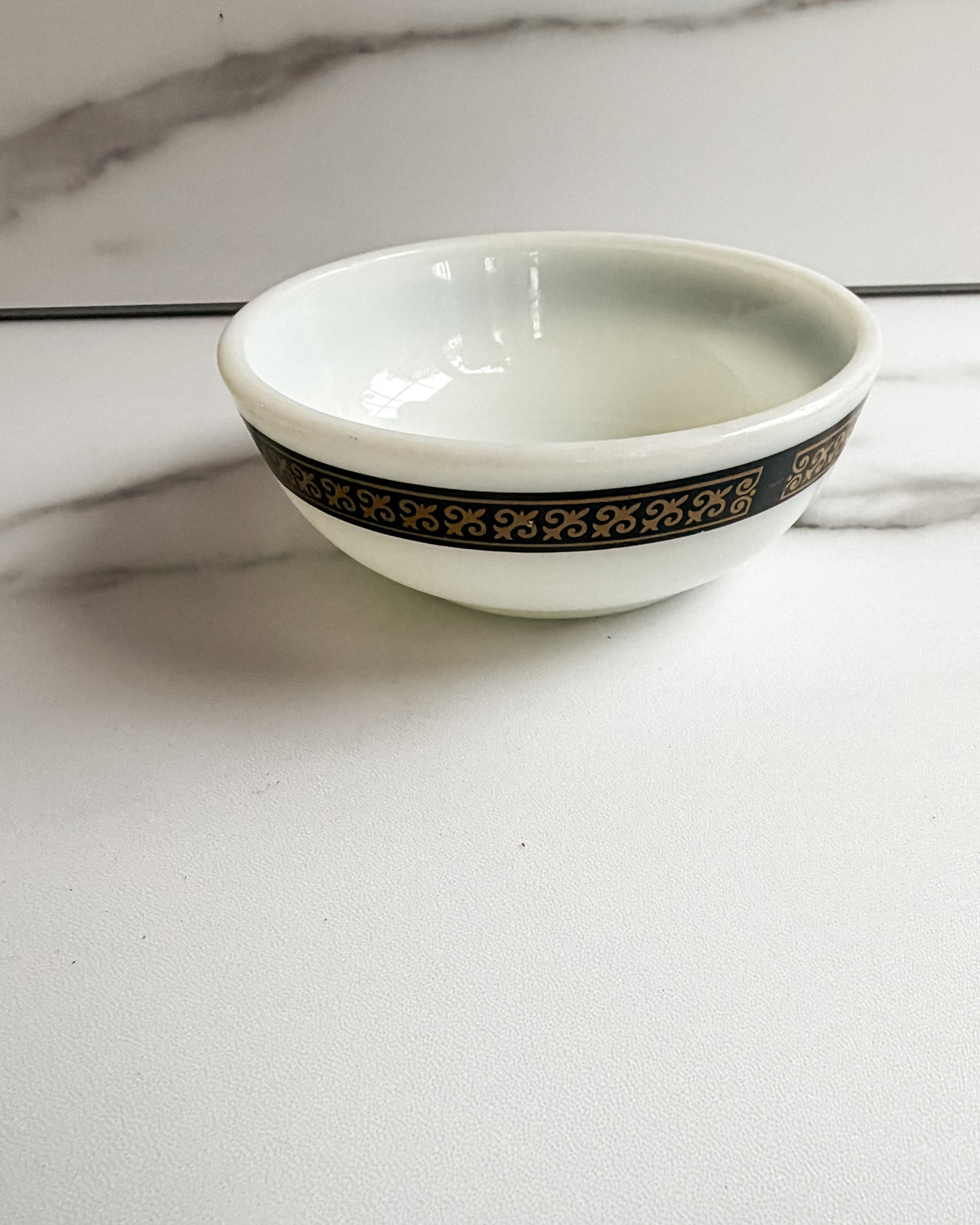 Vintage Pyrex Tableware Milk Glass Berry Bowl 5” Black & Gold Scroll Border USA