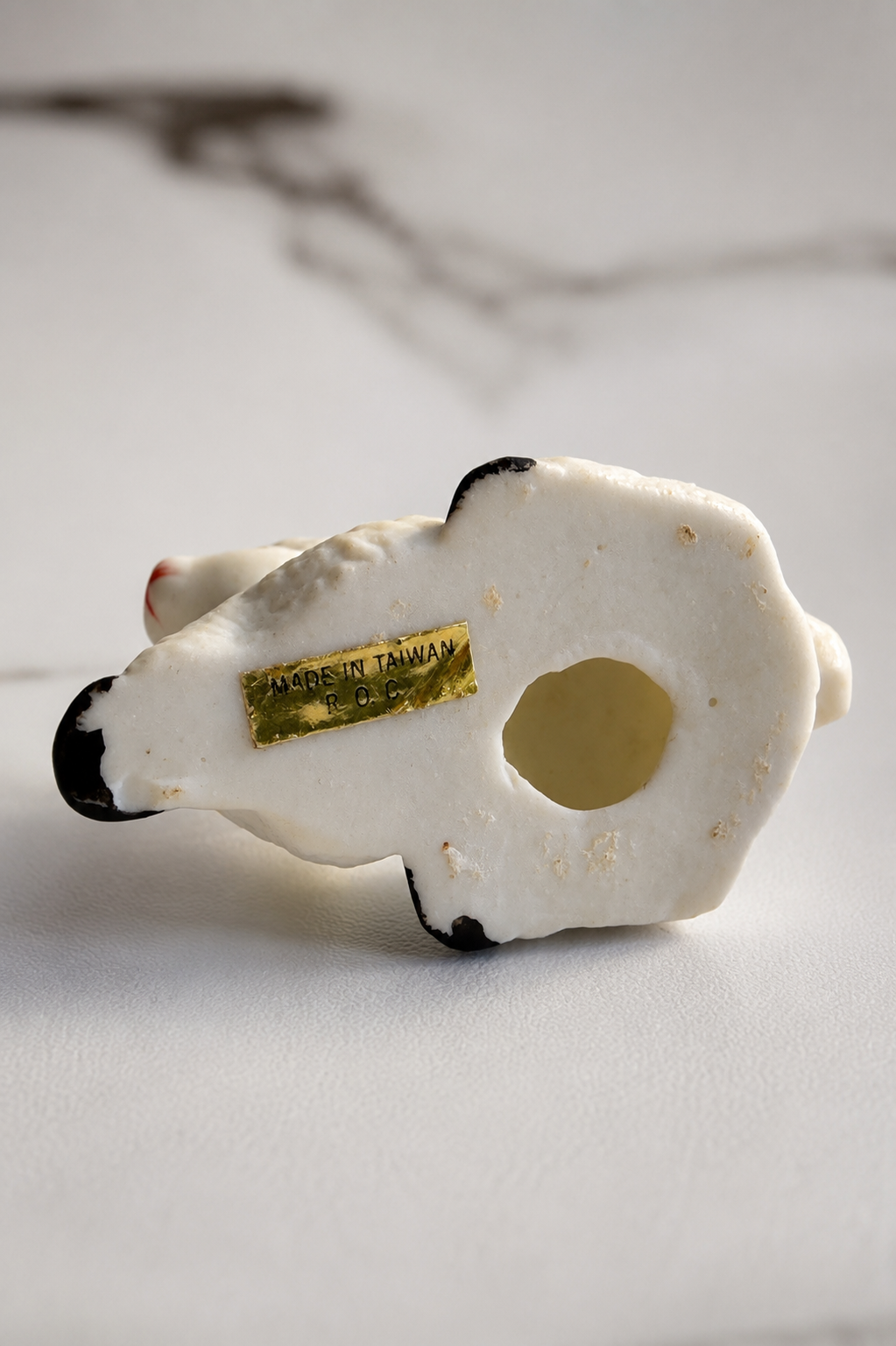 Little vintage pair of white ceramic lamb figurines