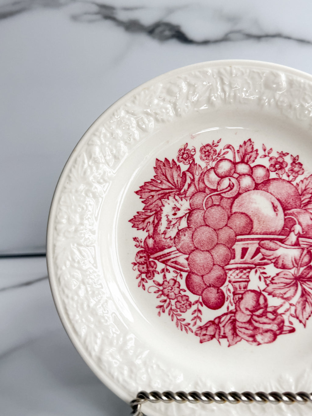 Vintage Homer Laughlin Harvest Red Transferware Plates Set of 2 USA