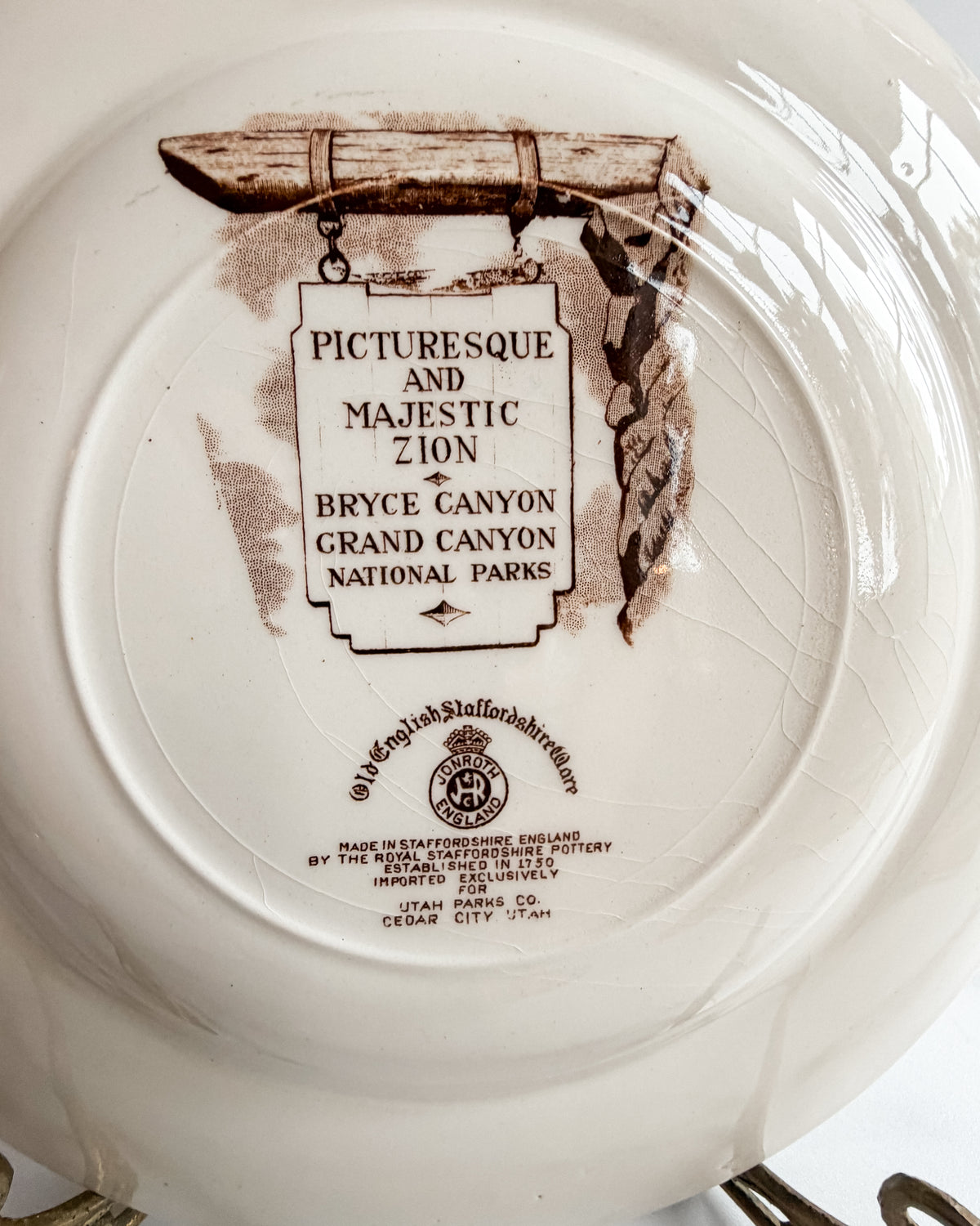 Vintage Johnson Brothers Grand Canyon Zion Bryce National Parks Souvenir Plate Brown Transferware England