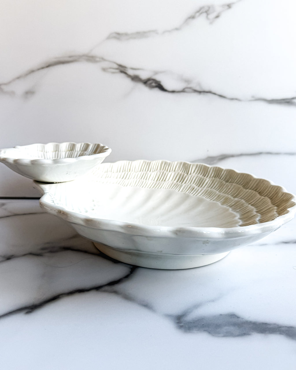 Vintage Italian Ceramic Shell Chip & Dip Serving Dish Serveware Made in Italy