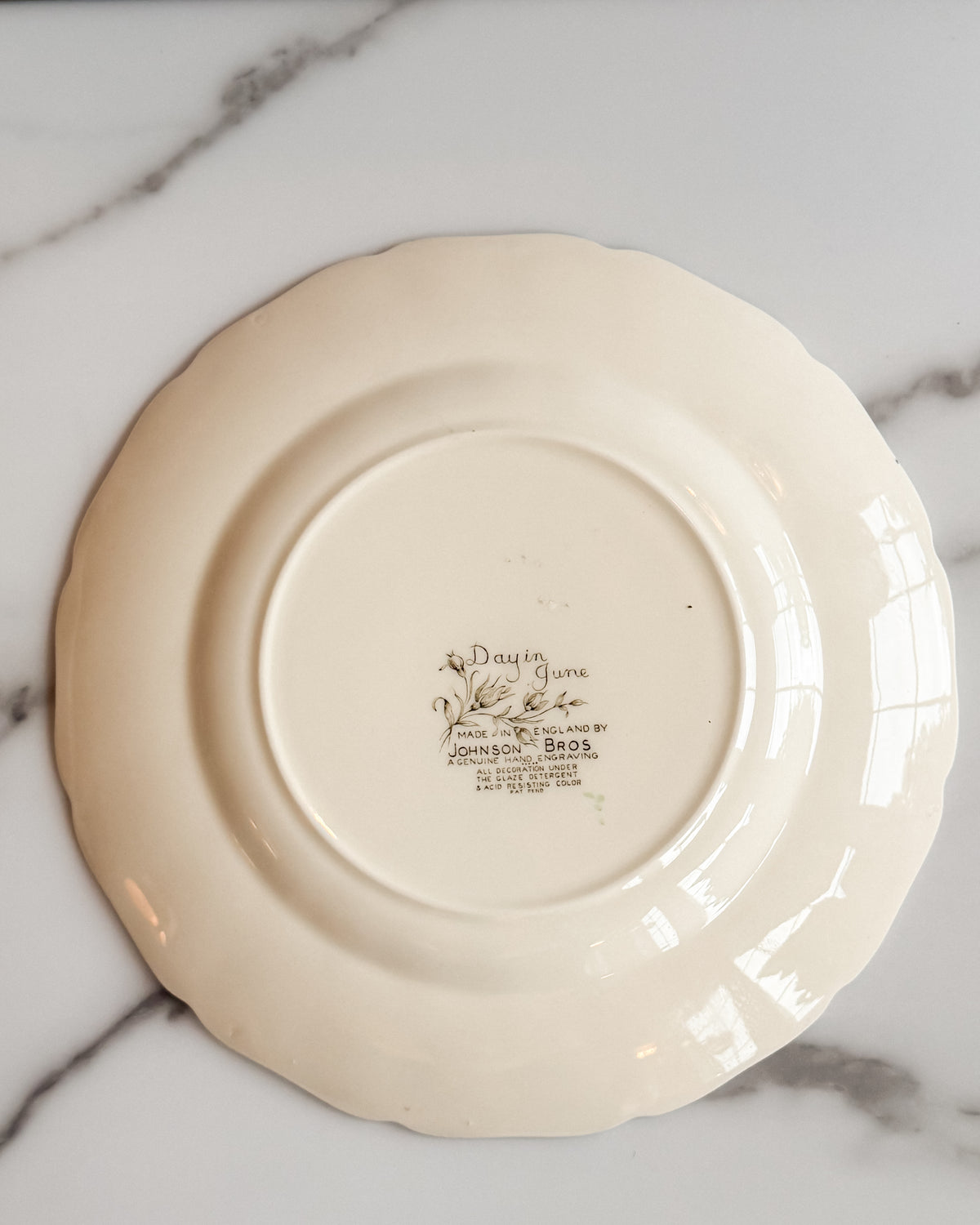 Vintage Johnson Brothers Day in June Multicolor Dinner Plate Floral Made in England 10”